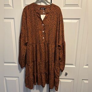 NWT Bloomchic Long Sleeve Brown and Black Patterned Dress
